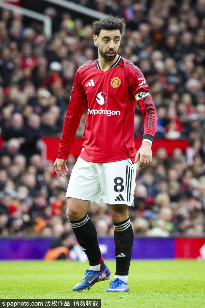 B费续约悬念：曼联40万镑周薪承诺与未来目标的博弈